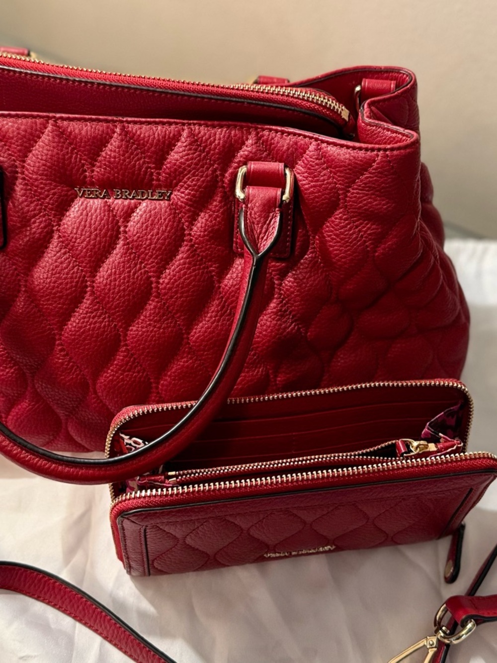 Vera Bradley Red Quilted Tote with Matching Wallet - Picture 3 of 5